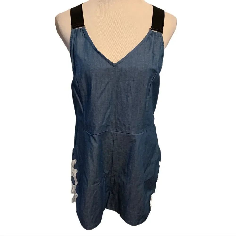 Adelyn Rae Blue Chambray Romper Sz L